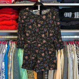 Fischer black/pink floral 3/4 sleeve back zipper/button closure romper size S